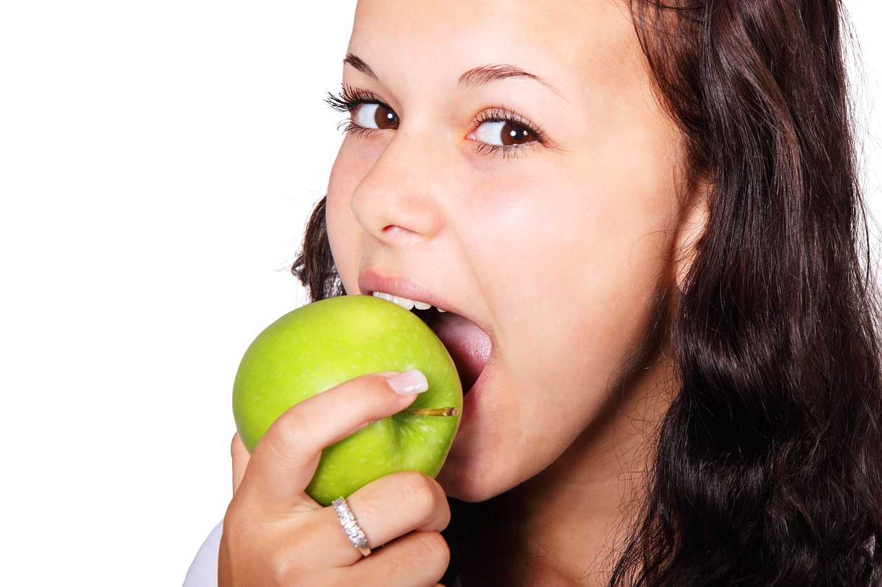 Biting Off More than You Can Chew? | Creighton NE Dentist